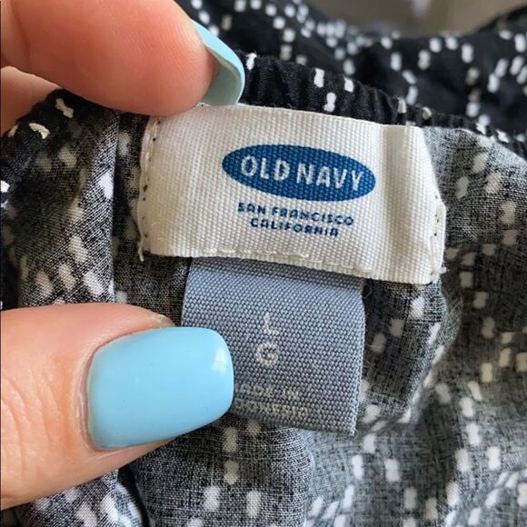 ✨ Old Navy black and white Strap dress✨ - Picture 4 of 4
